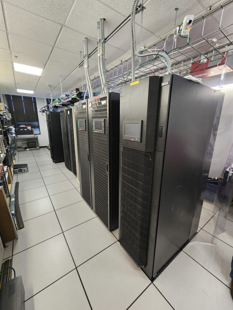 Data center indoor unit